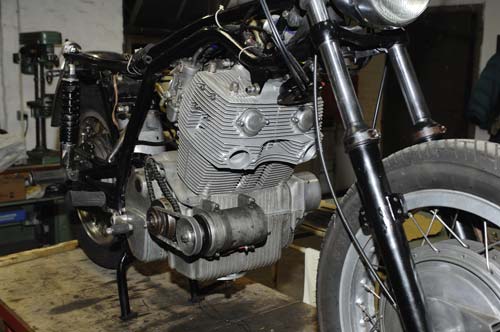 Wieder eingebauter Motor